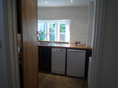 The old barn at Trymwood Self Catering - Bristol - Kitchen